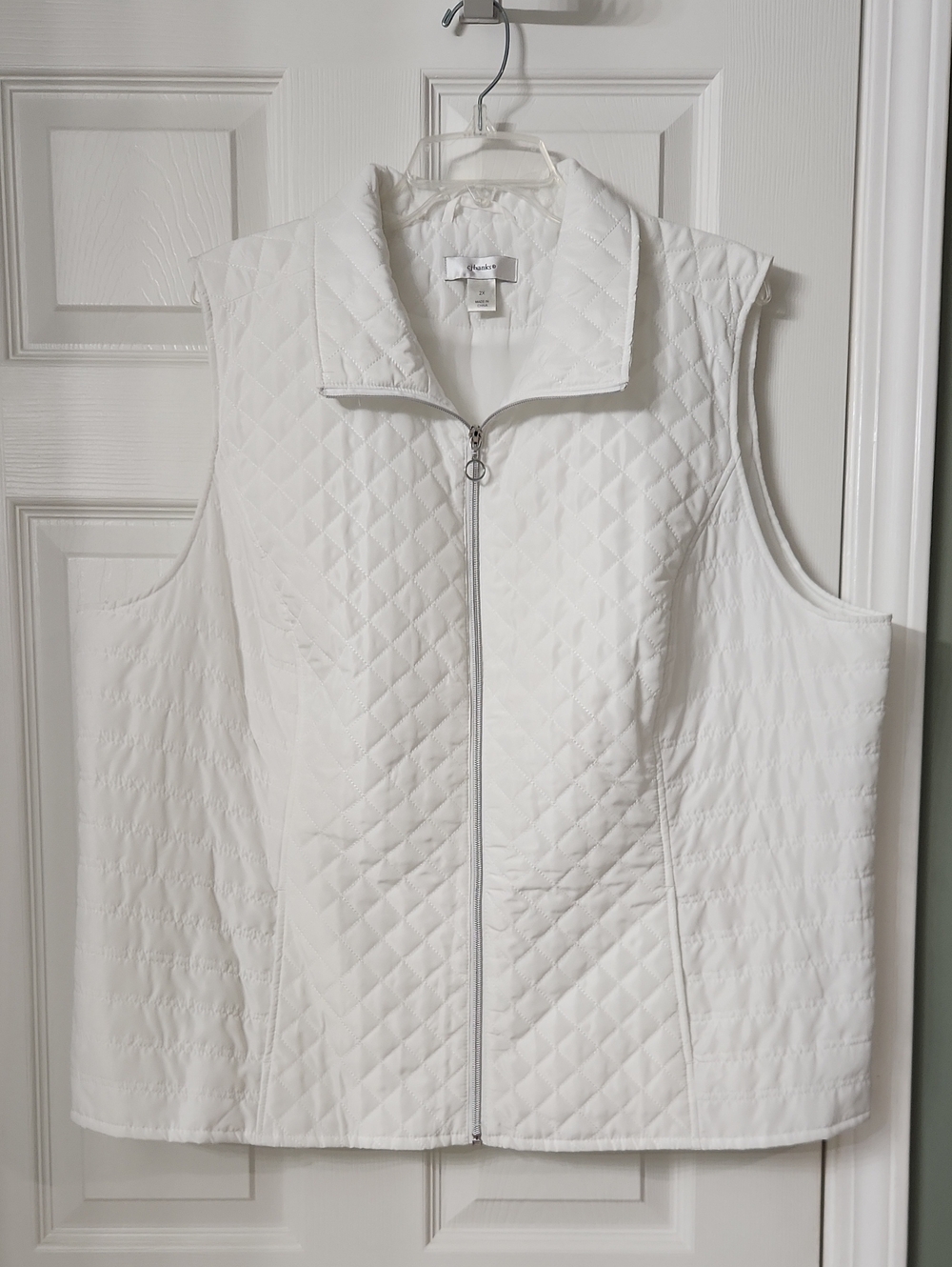 Women's Quilted White Zip-Front Vest